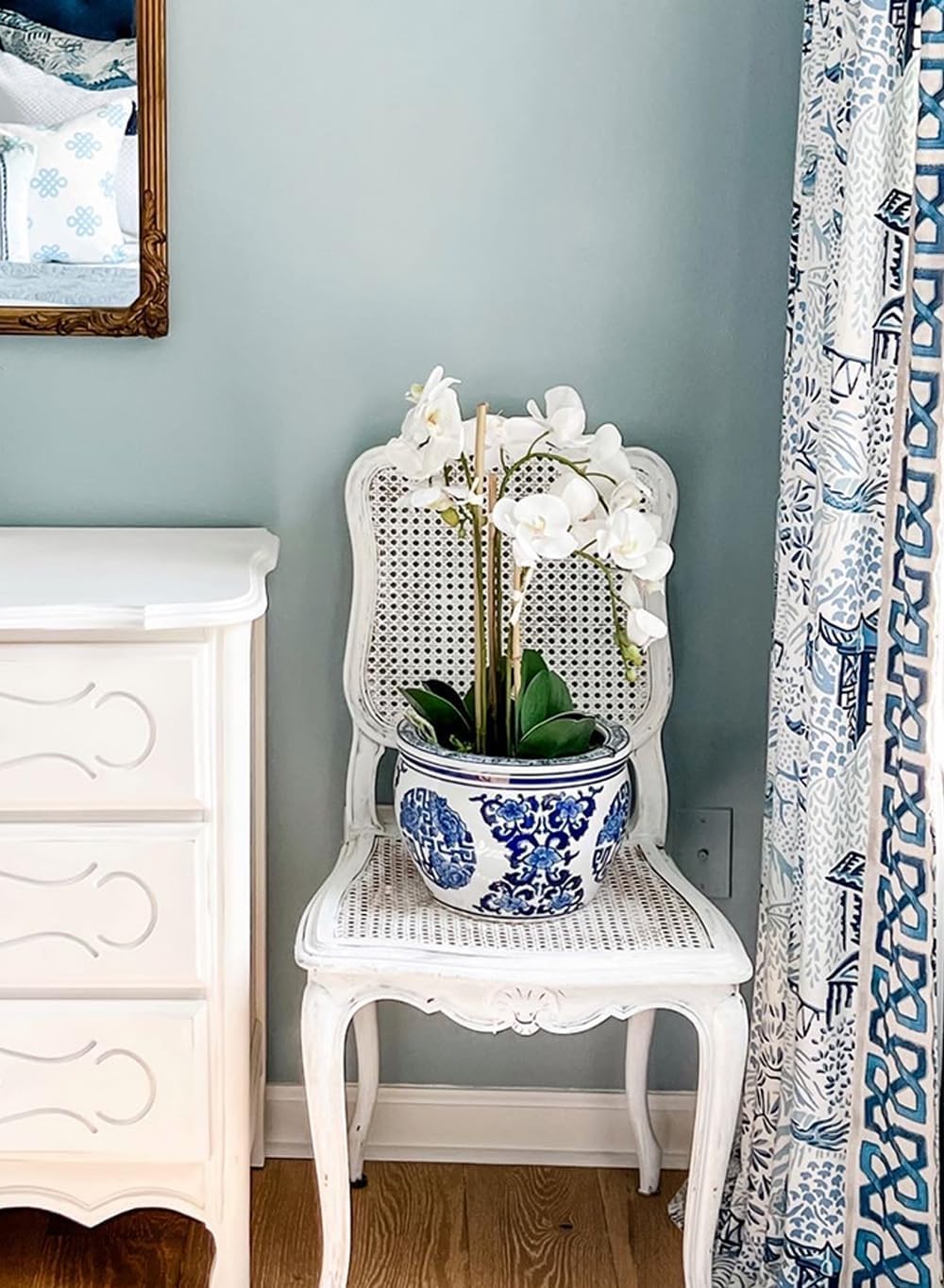 Serene Spaces Living White Realistic Phalaenopsis Orchids in Pot, Artificial Potted Flowers - Beautiful Entryway Vase, Foyer Table Décor, Measures 26' Tall & 5' Diameter, Set of 6