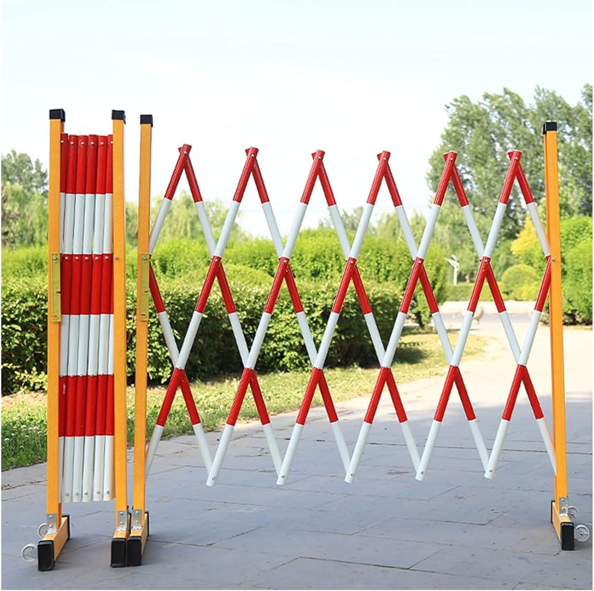 Adjustable Expandable Barricade 3.9 Ft Folding Metal Scissor Gate with Casters, Retractable Traffic Fence 47x98in, Portable Safety Barrier for Crowd Control (Rosso)