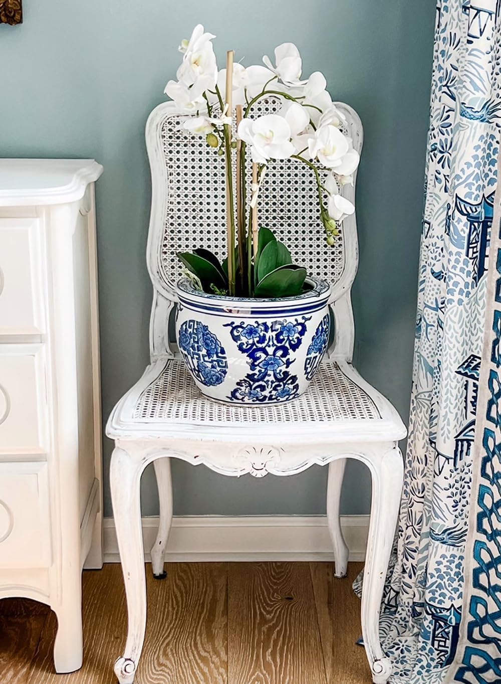Serene Spaces Living White Realistic Phalaenopsis Orchids in Pot, Artificial Potted Flowers - Beautiful Entryway Vase, Foyer Table Décor, Measures 26' Tall & 5' Diameter, Set of 6