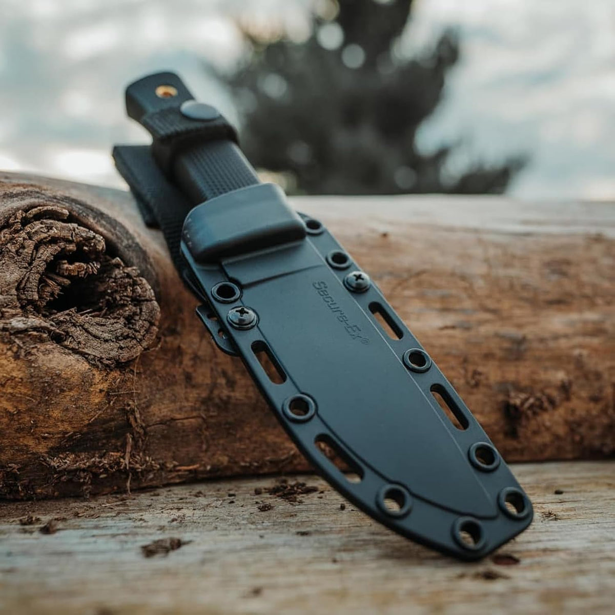 Cold Steel Master Hunter 4.5' CPM 3V Drop Point Razor-Sharp Blade 4.75' Kray-Ex Handle Hunting Fixed Blade Knife w/Secure-Ex Sheath