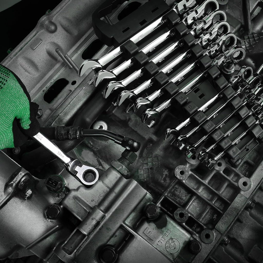 SK Flex-Head Ratcheting Wrench Set, Combination Wrench Set, 12-Piece, Metric 8 to 19mm, 72-Tooth, Premium CR-V Construction, with Rack Organizer